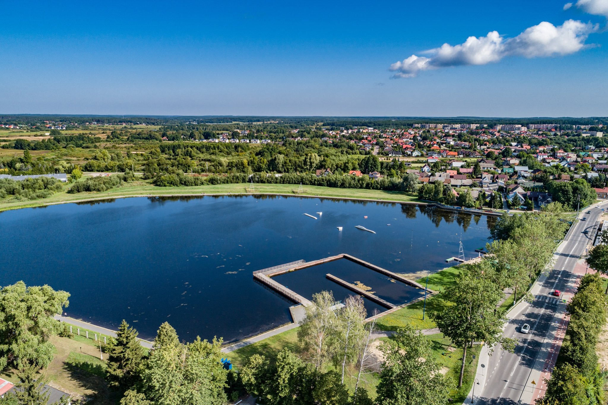 Burmistrz Wasilkowa podpisał umowę na wykonanie projektu zagospodarowania terenów przy Zalewie w Wasilkowie